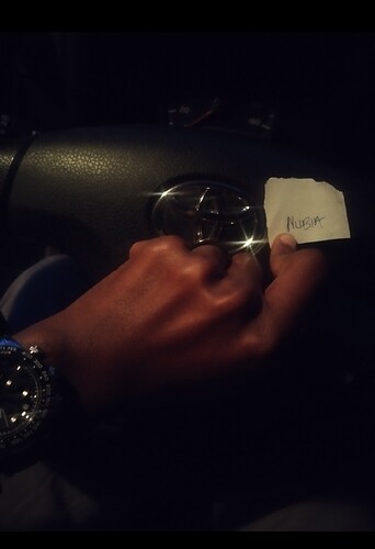 Screenshot_2025-10-30-18-34-01-915_com.miui.gallery-edit